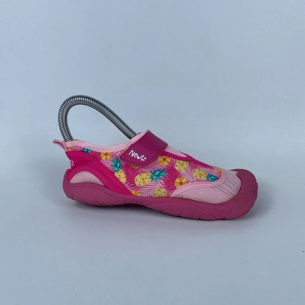 Newtz Tropical Water Shoes Kids Girls 13/1 Pink Pretty in Pineapple 36215727 S23